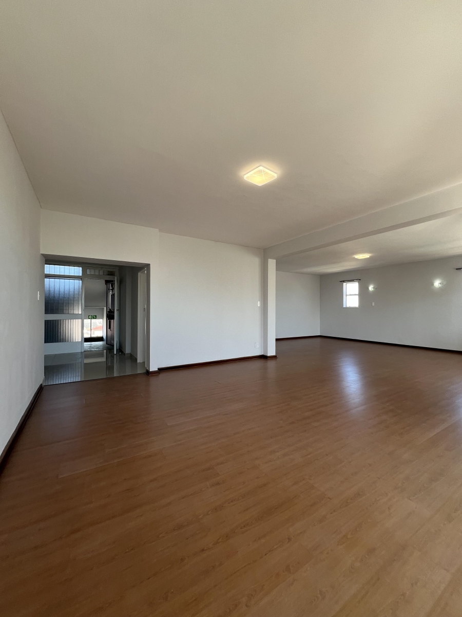To Let 4 Bedroom Property for Rent in Van Ryneveld Western Cape